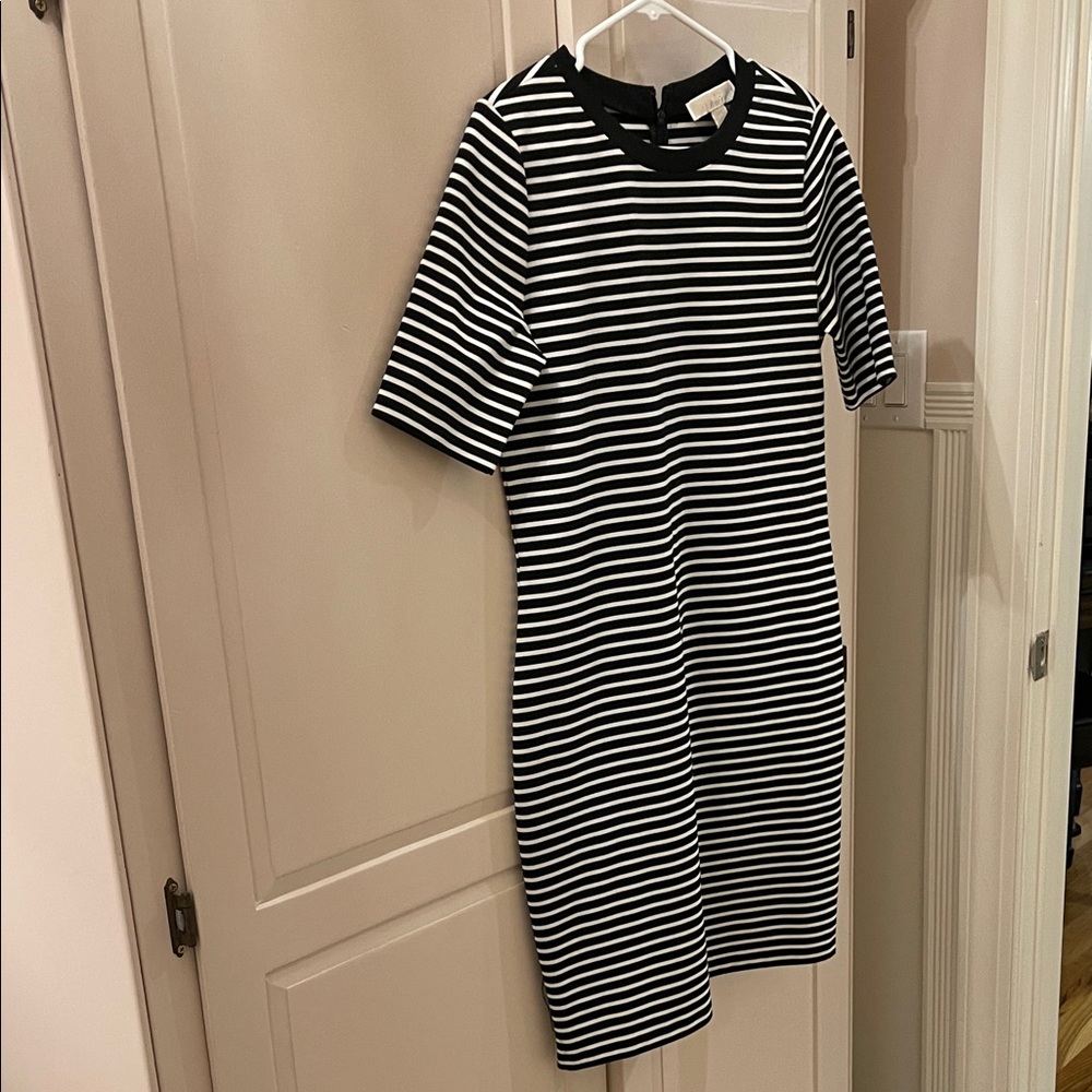 MICHAEL Michael Kors Black and White Striped Dress-no wrinkle-